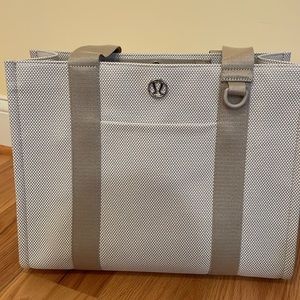 NWT Lululemon Two-Tone Canvas Tote